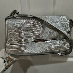 Metallic shoulder bag